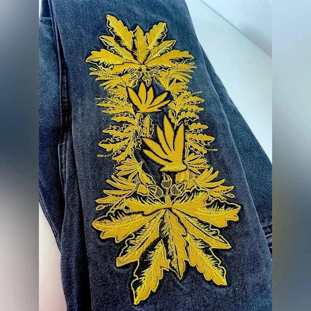 Vintage AKOO Faded Distressed‎ Black Gold Jeans Embroidered Leaf Detail 36 0011